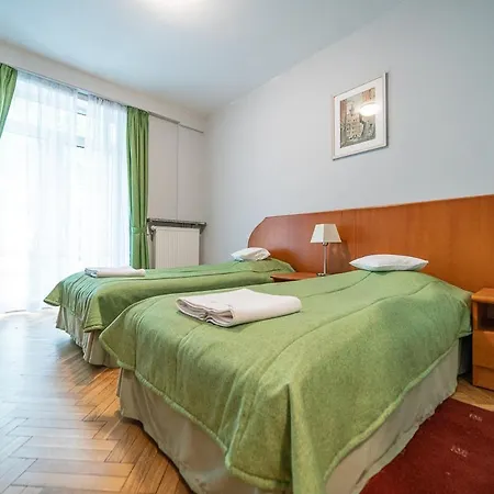 Osrodek Taira I Leliwa Bed & Breakfast Konstancin-Jeziorna